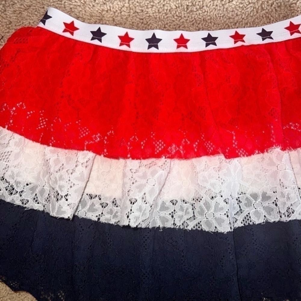 🥀 "Way To Celebrate" Patriotic Girl's Tutu - Picture 2 of 5